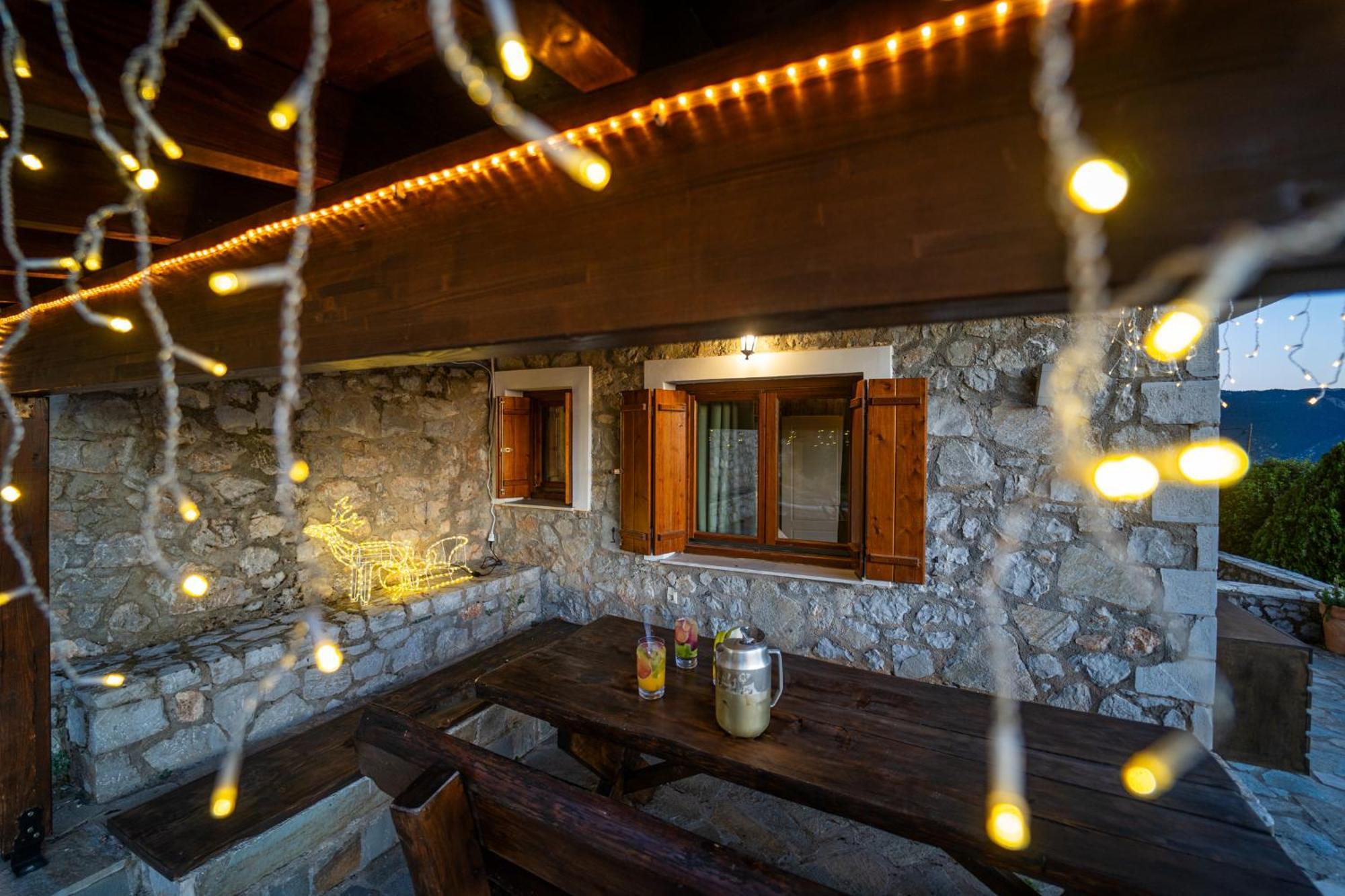 Rock Dandy Deluxe Chalet In Arachova - Delphi, Sauna, Prv Parking, Amazing View Esterno foto