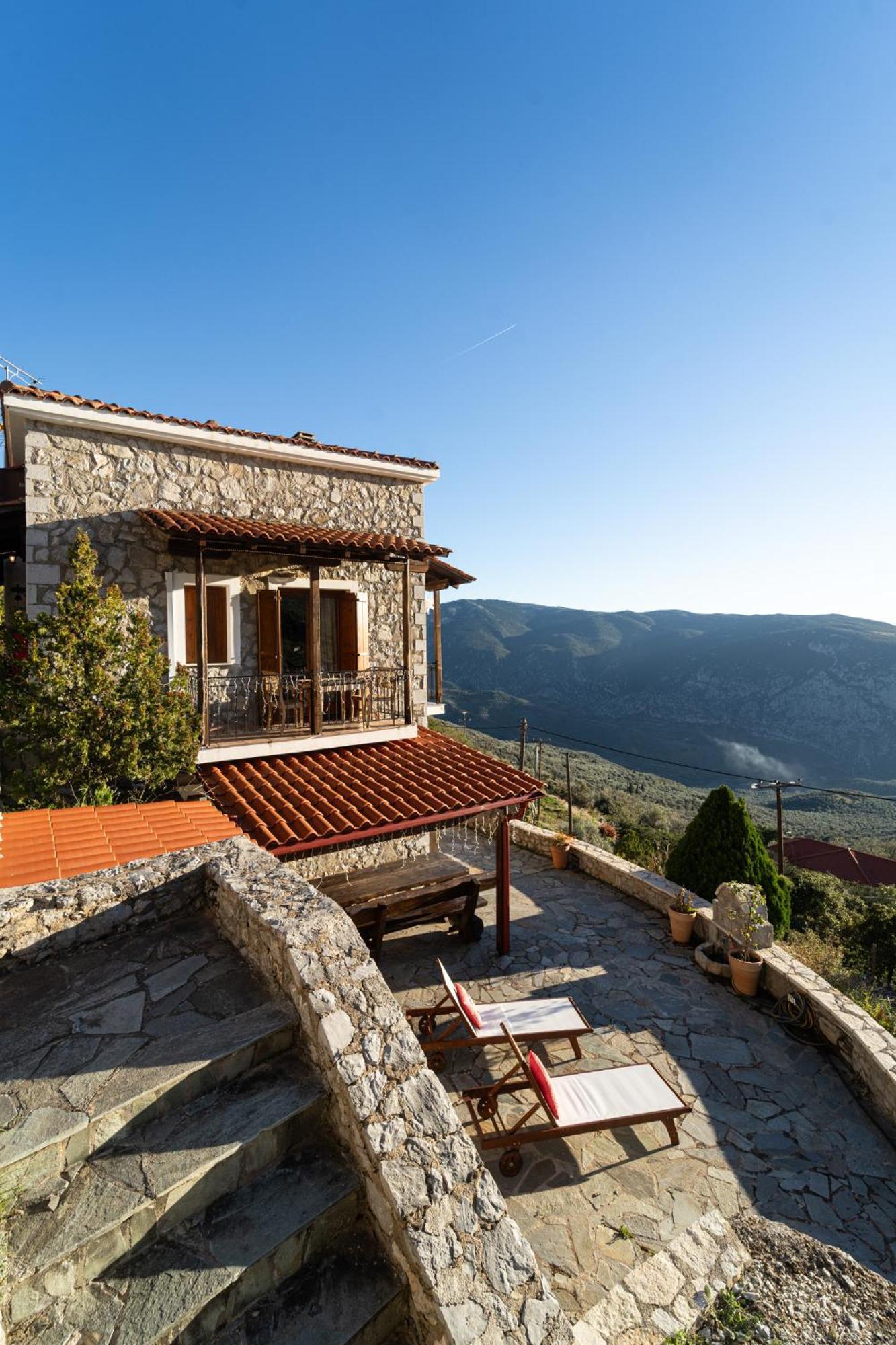 Rock Dandy Deluxe Chalet In Arachova - Delphi, Sauna, Prv Parking, Amazing View Esterno foto